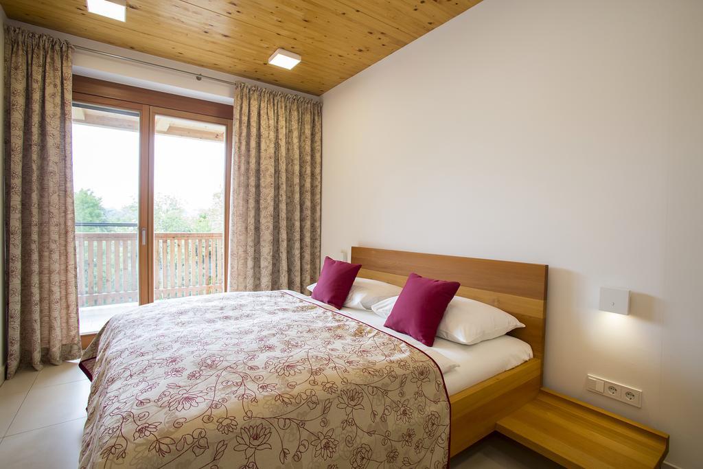 Moor-Rosl Apartmenthotel Gamlitz Exterior photo